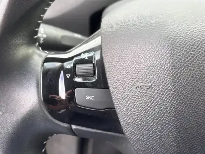 Photo 17 Peugeot 308  BlueHDi 130ch S&S BVM6