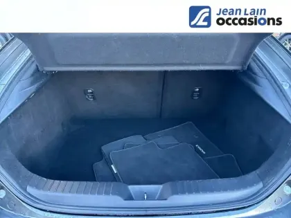 Photo 9 Mazda Mazda3  5 portes 2.0L e-SKYACTIV-X M Hybrid 186 ch BVA6