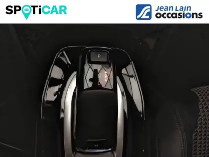 Photo 34 Peugeot 2008  PureTech 130 S&S EAT8