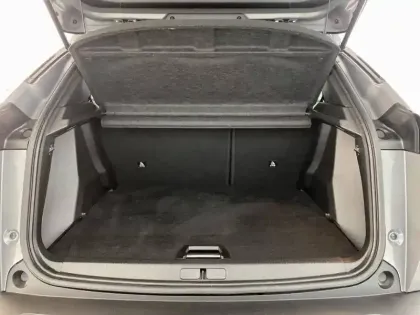 Photo 10 Peugeot 2008  Hybrid 145 e-DCS6