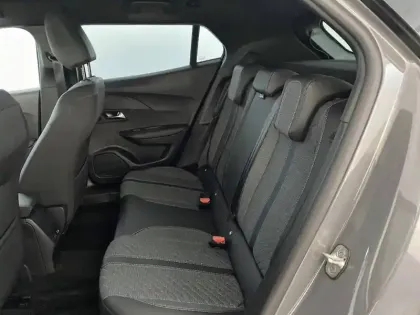 Photo 8 Peugeot 2008  Hybrid 145 e-DCS6