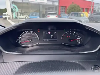 Photo 9 Peugeot 208  PureTech 100 S&S EAT8