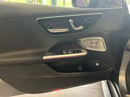 Photo 25 Mercedes Classe C  220 d 9G-Tronic