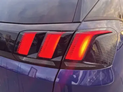 Photo 16 Peugeot 3008  Puretech 130ch S&S EAT8