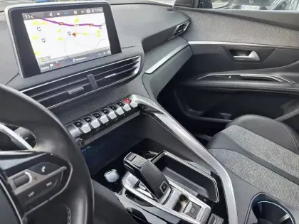 Photo 14 Peugeot 3008  Puretech 130ch S&S EAT8