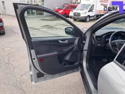 Photo 18 Ford Kuga  2.5 Duratec 190 ch FlexiFuel FHEV E85 Powershift