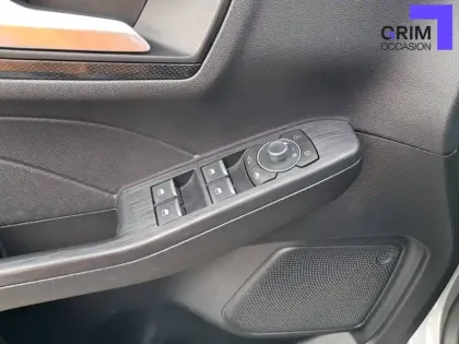 Photo 17 Ford Kuga  2.5 Duratec 190 ch FlexiFuel FHEV E85 Powershift