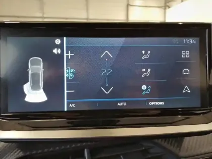 Photo 12 Peugeot 2008  Hybrid 145 e-DCS6