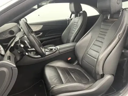 Photo 14 Mercedes Classe E  Cabriolet 220 d 9G-Tronic