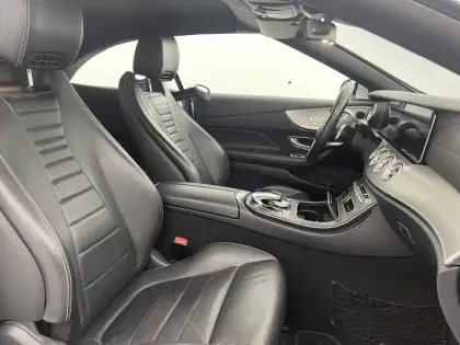 Photo 25 Mercedes Classe E  Cabriolet 220 d 9G-Tronic