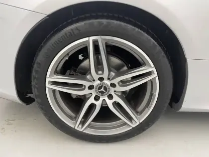 Photo 18 Mercedes Classe E  Cabriolet 220 d 9G-Tronic