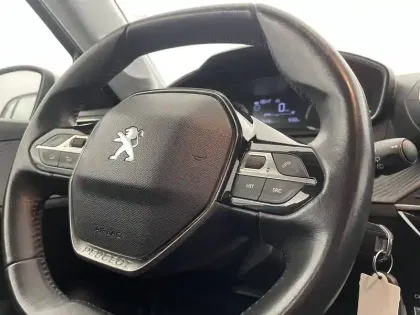 Photo 57 Peugeot 208  BLUEHDI 100 S&S BVM6