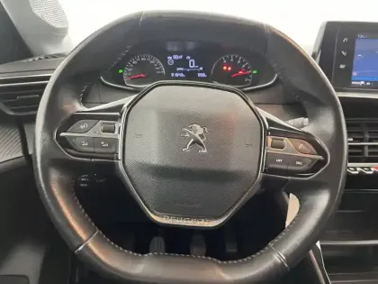 Photo 51 Peugeot 208  BLUEHDI 100 S&S BVM6