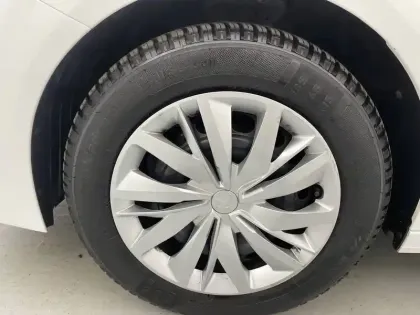 Photo 75 Peugeot 208  BLUEHDI 100 S&S BVM6