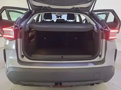 Photo 5 Citroën C4  Hybride 100 e-DCS6