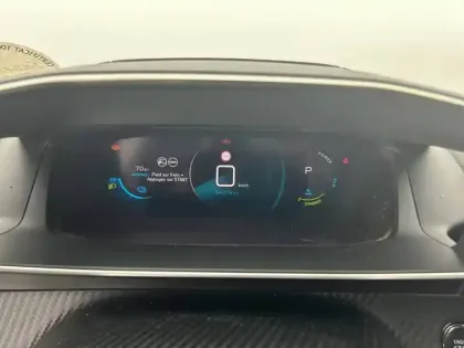 Photo 9 Peugeot 2008  Electrique 136 ch