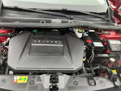 Photo 14 Peugeot 2008  Electrique 136 ch