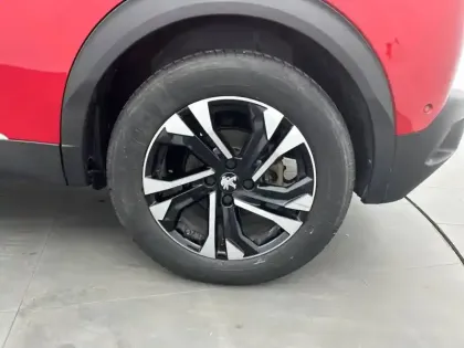 Photo 12 Peugeot 2008  Electrique 136 ch