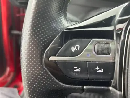 Photo 20 Peugeot 2008  Electrique 136 ch