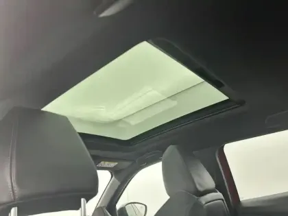 Photo 28 Peugeot 2008  Electrique 136 ch