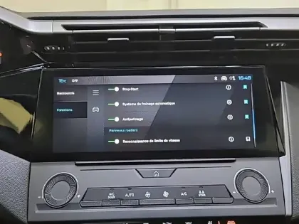 Photo 21 Peugeot 308  BlueHDi 130ch S&S EAT8