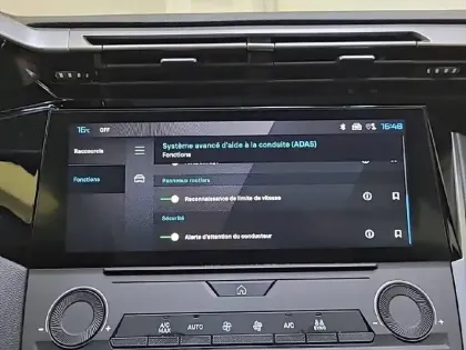 Photo 22 Peugeot 308  BlueHDi 130ch S&S EAT8