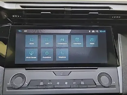 Photo 23 Peugeot 308  BlueHDi 130ch S&S EAT8