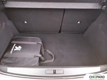 Photo 71 Peugeot 208  Electrique 50 kWh 136ch
