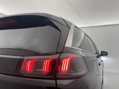 Photo 23 Peugeot 5008  BlueHDi 130ch S&S EAT8