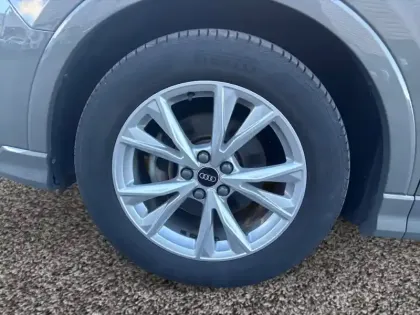 Photo 8 Audi Q3  35 TFSI 150 ch S tronic 7