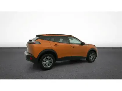 Photo 33 Peugeot 2008  PureTech 100 S&S BVM6