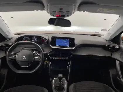 Photo 111 Peugeot 2008  PureTech 100 S&S BVM6