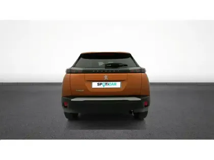 Photo 31 Peugeot 2008  PureTech 100 S&S BVM6