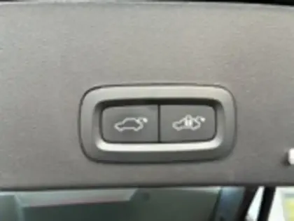 Photo 8 Volvo Xc40  T4 Recharge 129+82 ch DCT7