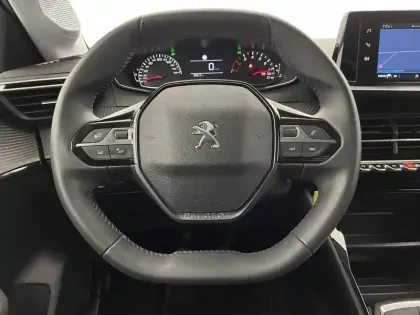 Photo 40 Peugeot 208  PureTech 100 S&S BVM6