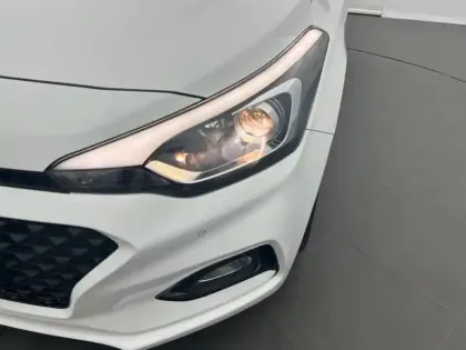 Photo 15 Hyundai I20  1.0 T-GDi 100 DCT-7