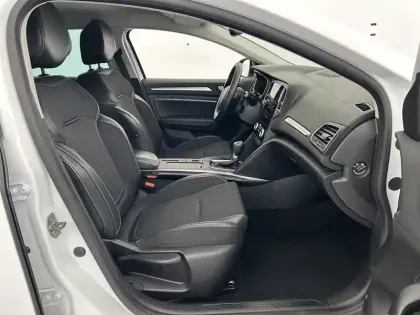 Photo 11 Renault Megane  IV Estate Blue dCi 115 EDC