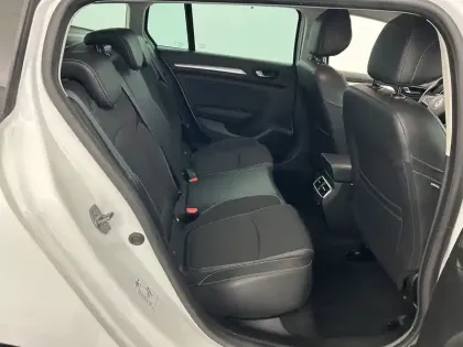 Photo 18 Renault Megane  IV Estate Blue dCi 115 EDC