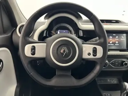 Photo 10 Renault Twingo  III E-Tech