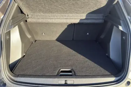 Photo 81 Peugeot 2008  PureTech 130 S&S EAT8