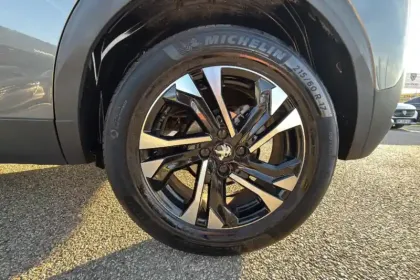 Photo 57 Peugeot 2008  PureTech 130 S&S EAT8