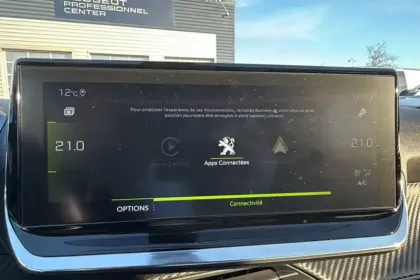 Photo 13 Peugeot 2008  PureTech 130 S&S EAT8