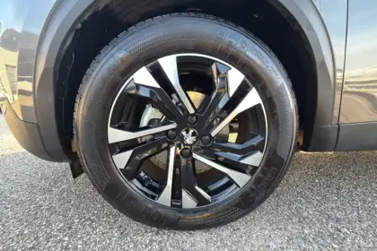 Photo 27 Peugeot 2008  PureTech 130 S&S EAT8