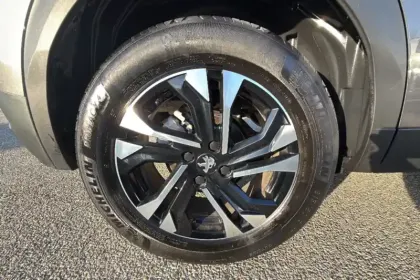 Photo 83 Peugeot 2008  PureTech 130 S&S EAT8