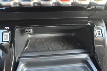 Photo 48 Peugeot 2008  PureTech 130 S&S EAT8