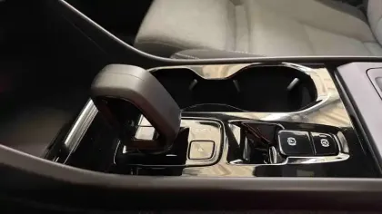 Photo 19 Volvo Xc40  B4 197 ch DCT7