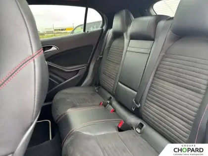 Photo 18 Mercedes GLA  200 7-G DCT