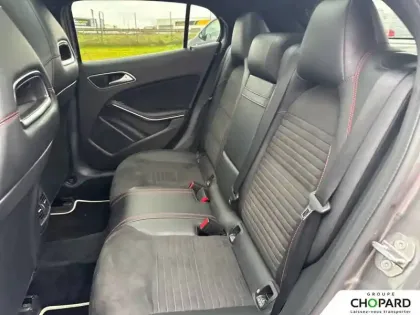 Photo 17 Mercedes GLA  200 7-G DCT