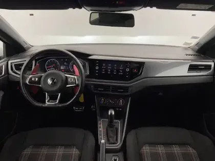 Photo 30 Volkswagen Polo  2.0 TSI 200 S&S DSG6