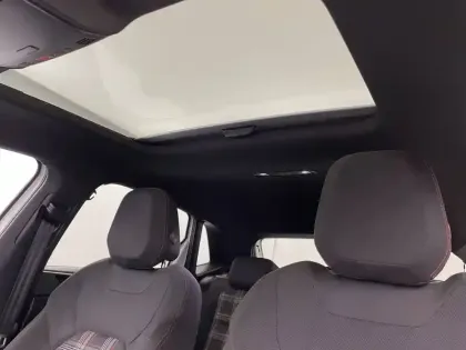 Photo 23 Volkswagen Polo  2.0 TSI 200 S&S DSG6